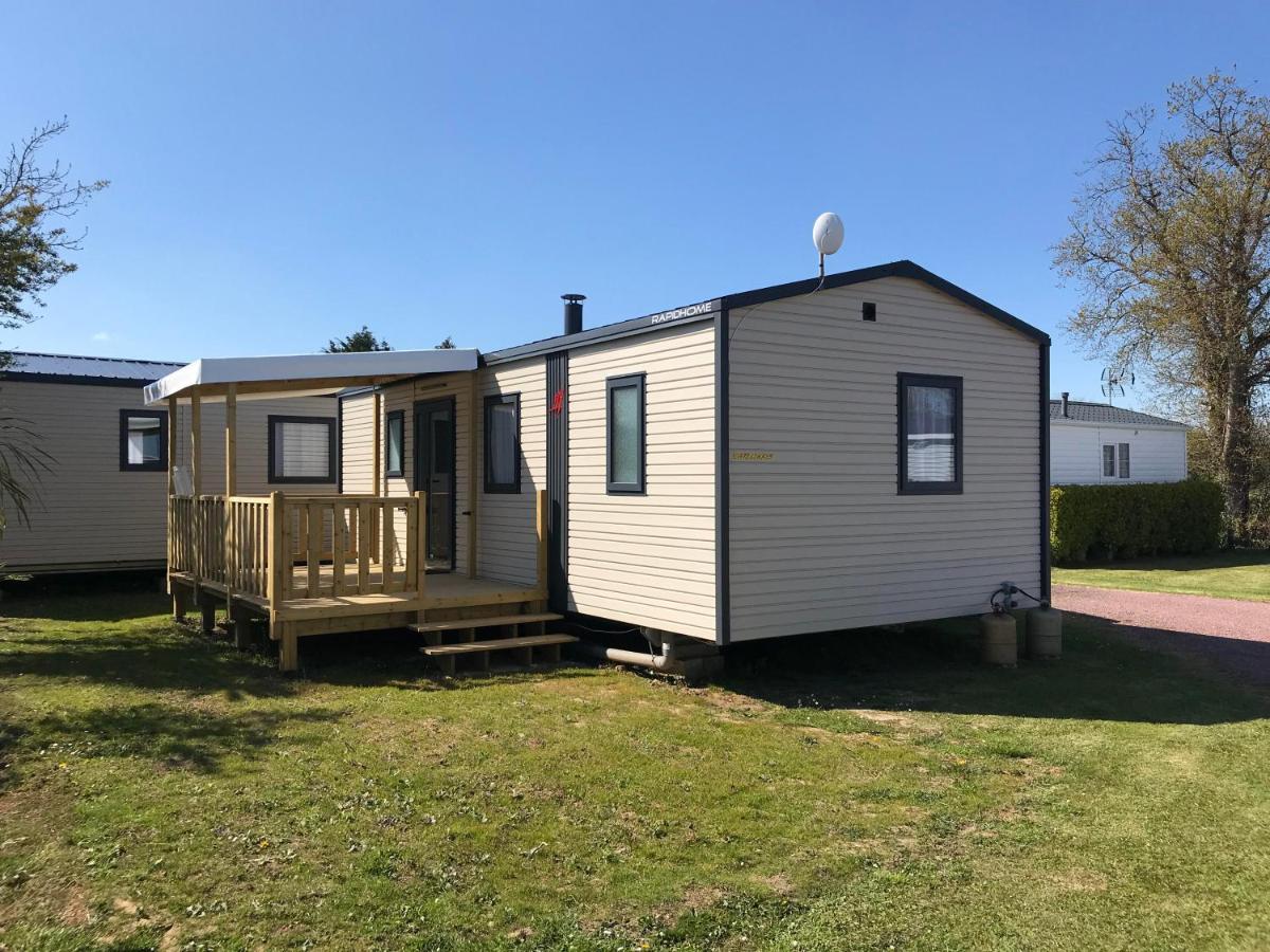 Camping Le Rivage Quettehou Buitenkant foto