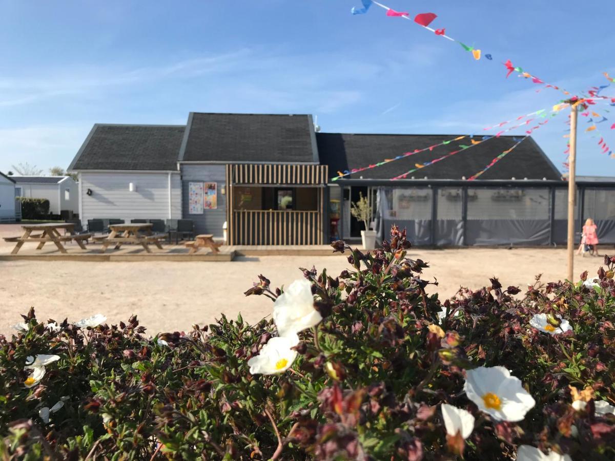 Camping Le Rivage Quettehou Buitenkant foto