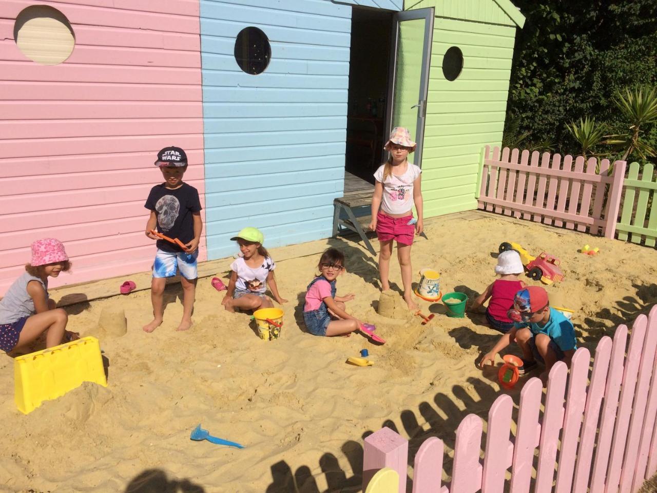 Camping Le Rivage Quettehou Buitenkant foto