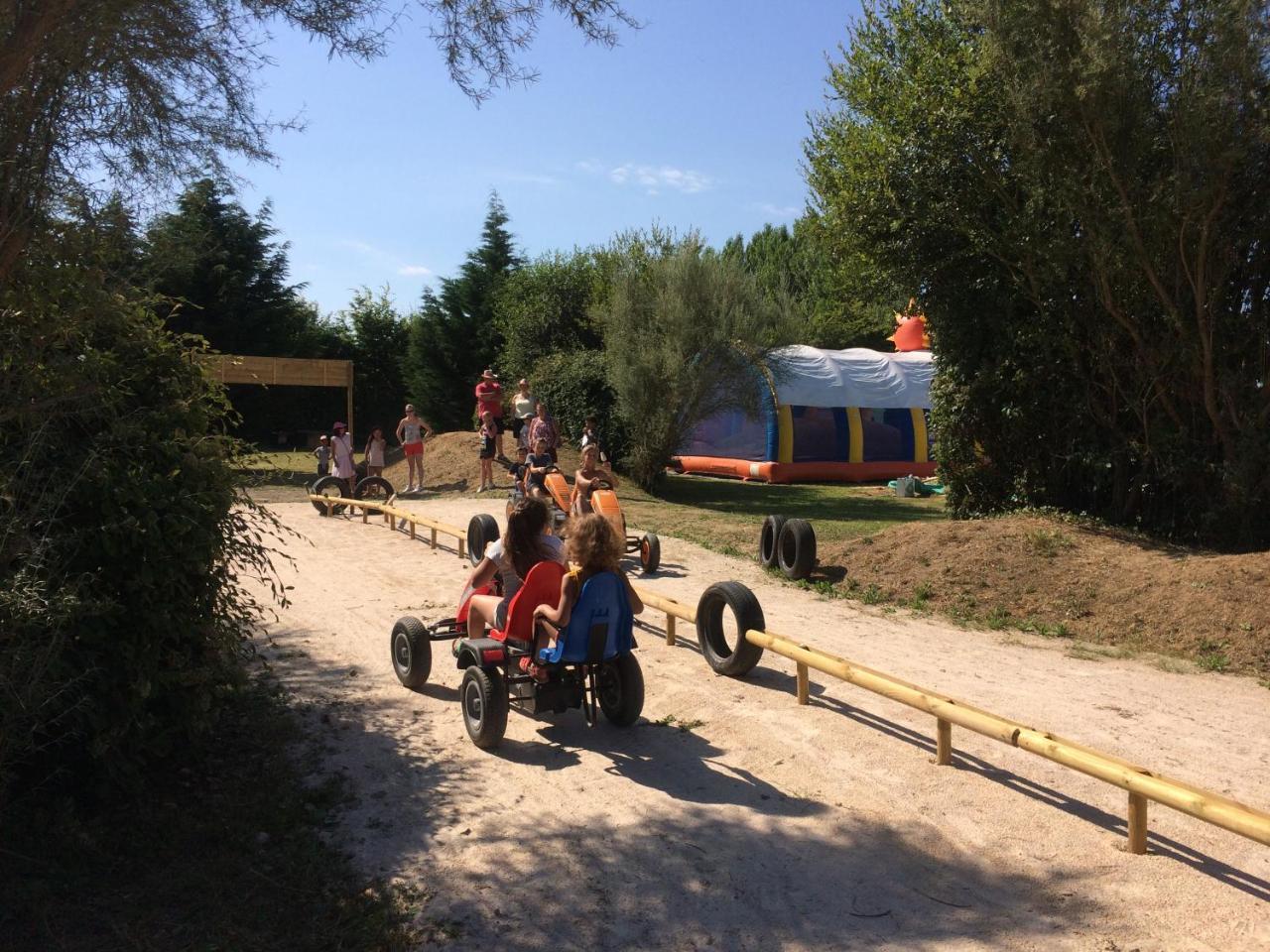 Camping Le Rivage Quettehou Buitenkant foto